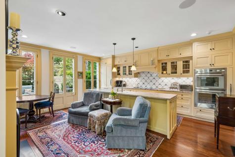17 Tradd Street Charleston SC 29401