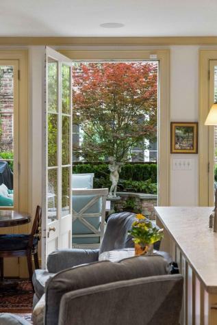 17 Tradd Street Charleston SC 29401