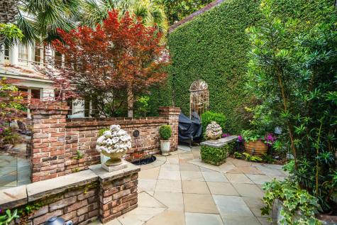 17 Tradd Street Charleston SC 29401
