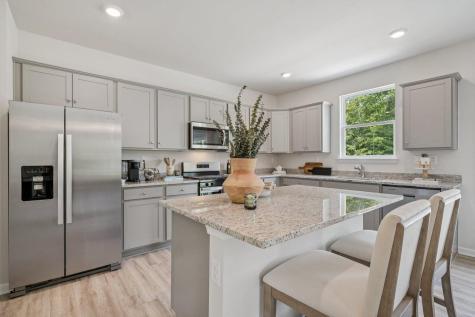 560 Lake Ridge Boulevard Summerville SC 29486