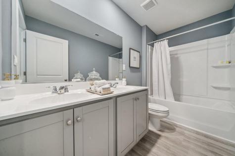 560 Lake Ridge Boulevard Summerville SC 29486