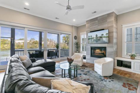 1647 Paradise Lake Drive Mount Pleasant SC 29464