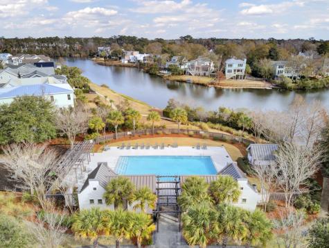 1647 Paradise Lake Drive Mount Pleasant SC 29464