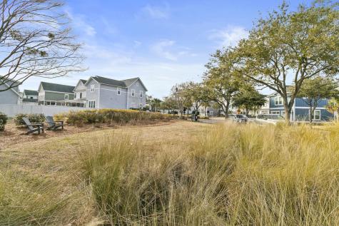 1647 Paradise Lake Drive Mount Pleasant SC 29464