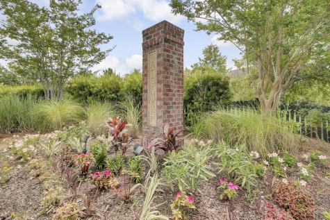 1647 Paradise Lake Drive Mount Pleasant SC 29464