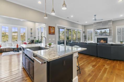 1647 Paradise Lake Drive Mount Pleasant SC 29464