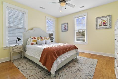 1647 Paradise Lake Drive Mount Pleasant SC 29464