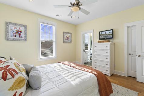 1647 Paradise Lake Drive Mount Pleasant SC 29464