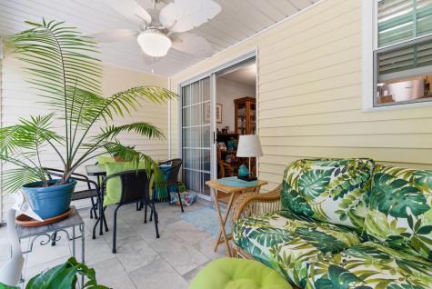 8124 Shadow Oak Drive North Charleston SC 29406