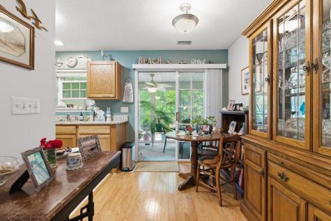 8124 Shadow Oak Drive North Charleston SC 29406