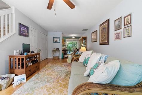 8124 Shadow Oak Drive North Charleston SC 29406