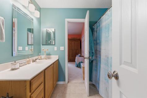 8124 Shadow Oak Drive North Charleston SC 29406