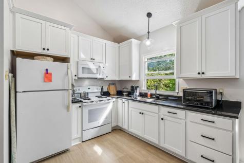 317 Sumter Avenue Summerville SC 29483