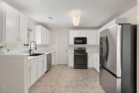 212 Avonshire Drive Summerville SC 29483