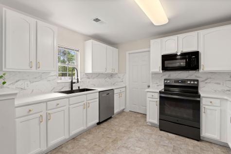 212 Avonshire Drive Summerville SC 29483