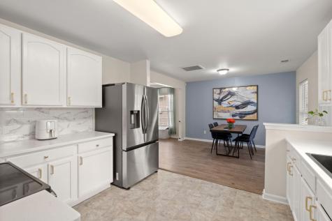 212 Avonshire Drive Summerville SC 29483