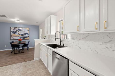 212 Avonshire Drive Summerville SC 29483