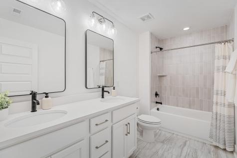 810 Abbey Gardens Lane Moncks Corner SC 29461