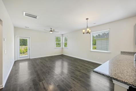 1326 Warrens Way Manning SC 29102