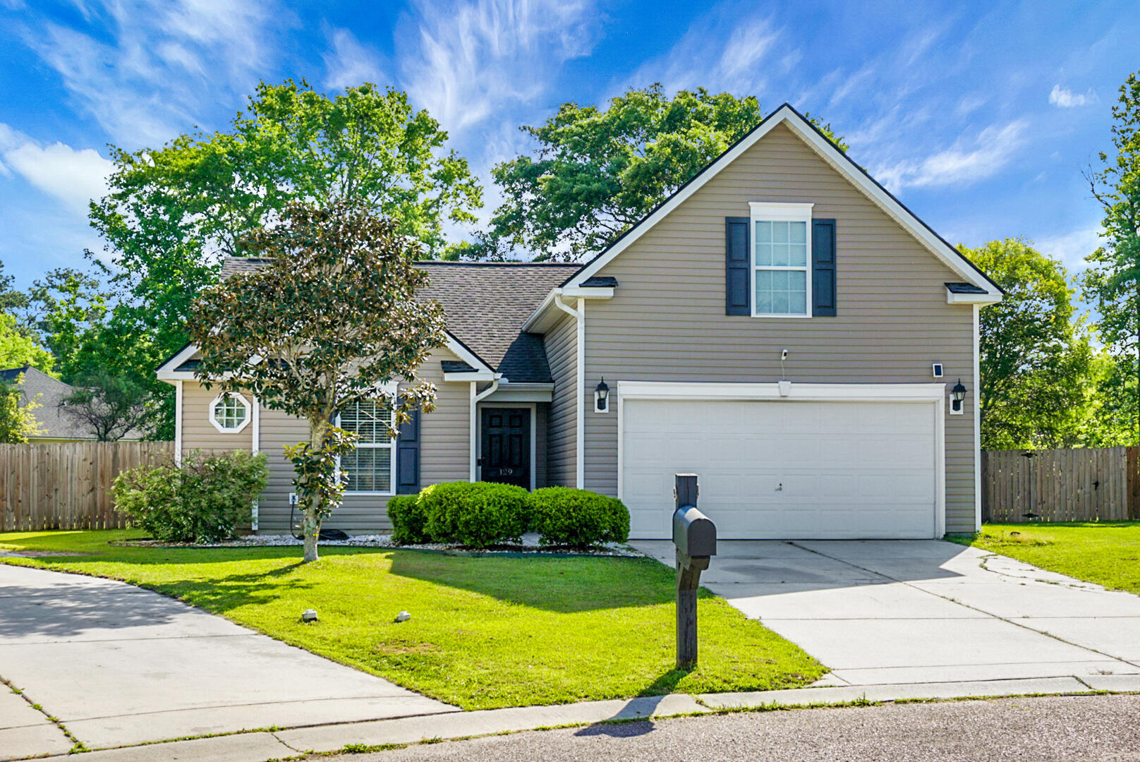 129 Mockernut Drive Ladson SC 29456