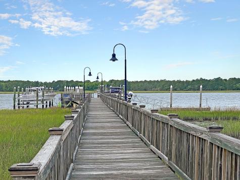 2282 Sandy Point Lane Mount Pleasant SC 29466