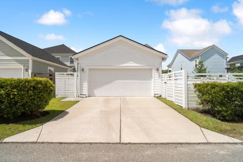 645 Blueway Avenue Summerville SC 29486