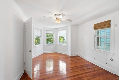 184 Wentworth Charleston SC 29401