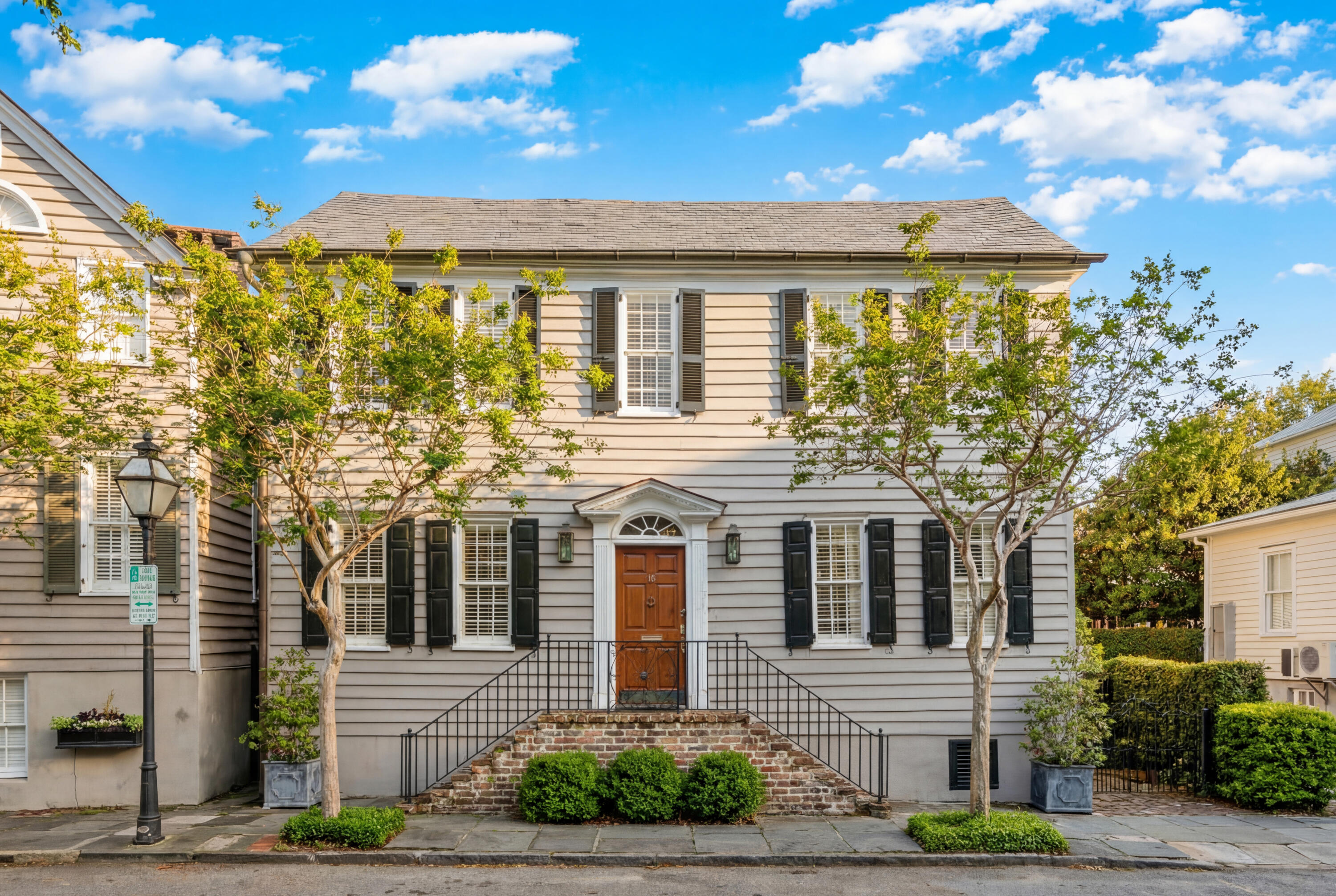 16 Water Street Charleston SC 29401