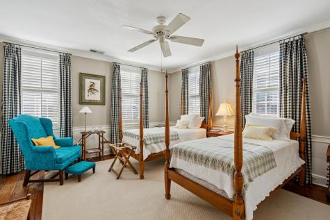 16 Water Street Charleston SC 29401