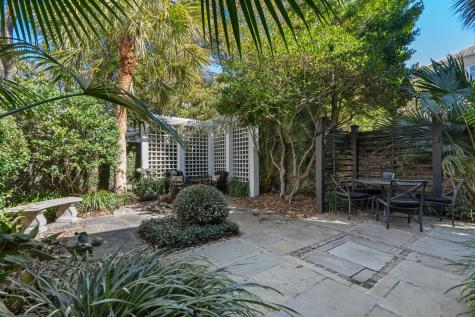16 Water Street Charleston SC 29401