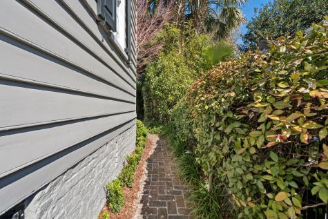16 Water Street Charleston SC 29401