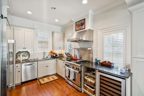 16 Water Street Charleston SC 29401