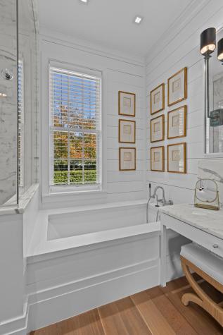 180 Ithecaw Creek Street Charleston SC 29492