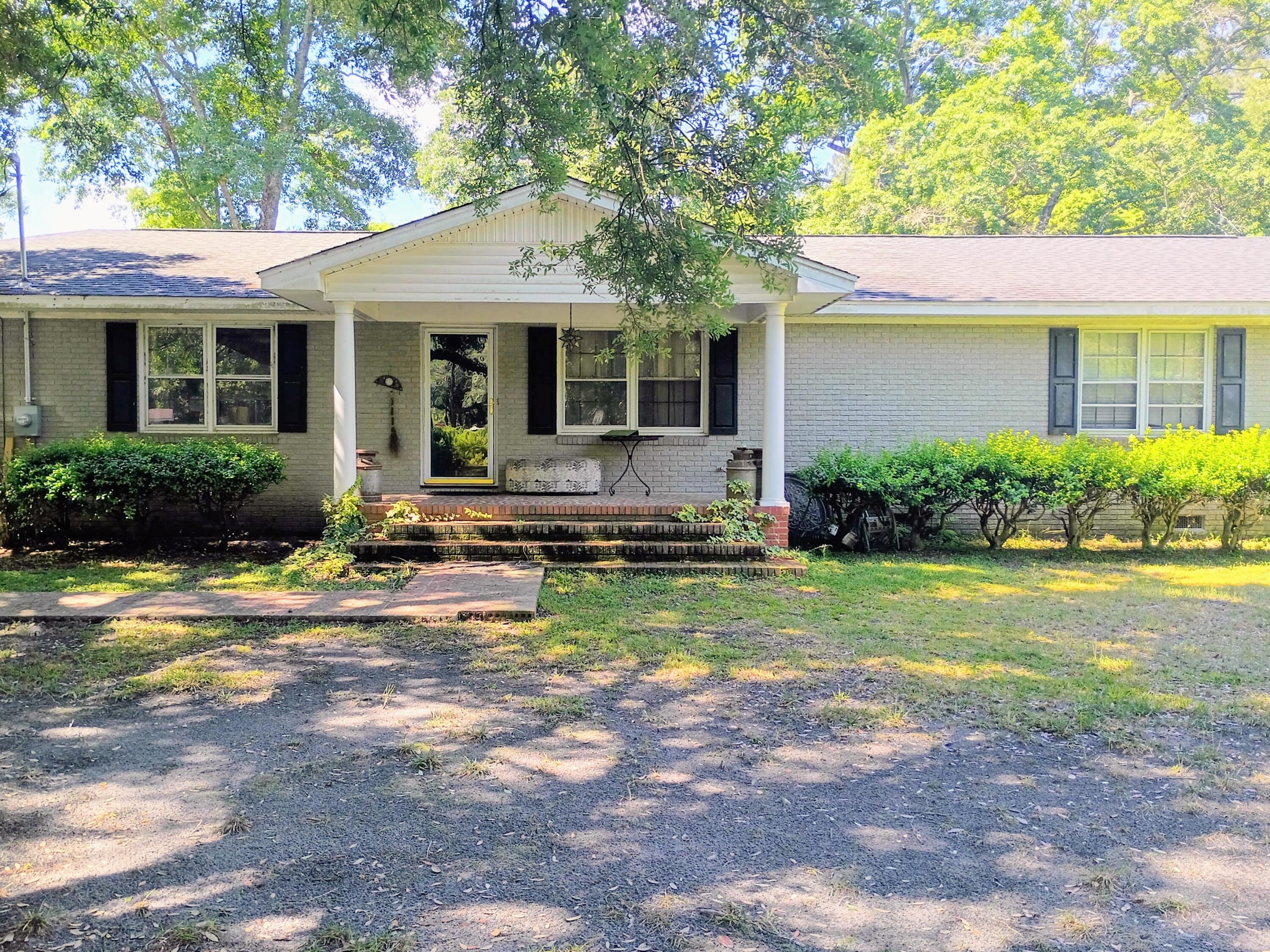 100 Old Country Club Road Summerville SC 29483