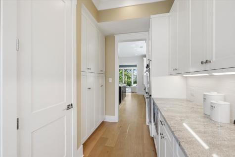 924 Pitt Street Mount Pleasant SC 29464