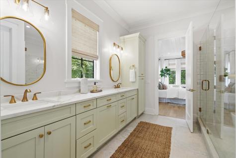 924 Pitt Street Mount Pleasant SC 29464