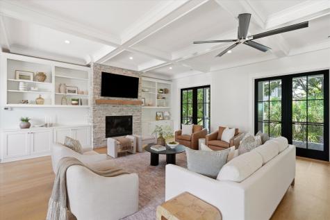 924 Pitt Street Mount Pleasant SC 29464