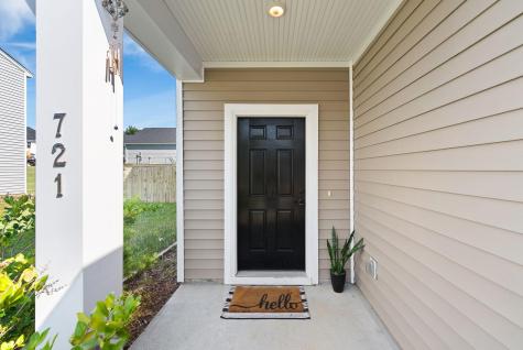 721 Mcroy Street Moncks Corner SC 29461
