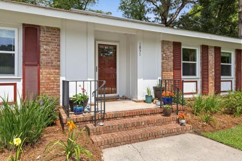 1851 Gippy Lane Charleston SC 29407