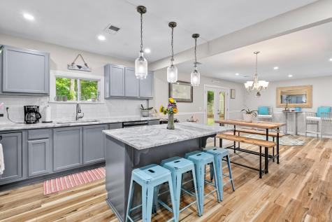 1851 Gippy Lane Charleston SC 29407