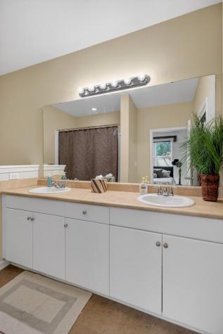 300 Bucksley Lane Charleston SC 29492