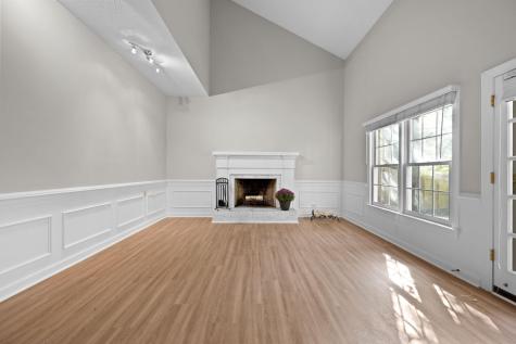 17 Plantation Circle Summerville SC 29485