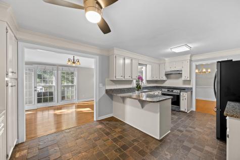 17 Plantation Circle Summerville SC 29485
