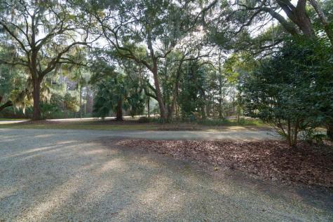 8460 Chisolm Plantation Road Edisto Island SC 29438