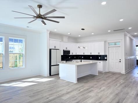 1983 Hugo Avenue North Charleston SC 29405