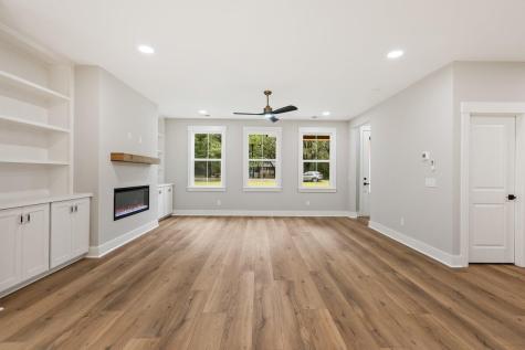 6407 Farm House Road Ravenel SC 29470