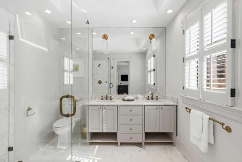3 King Street Charleston SC 29401