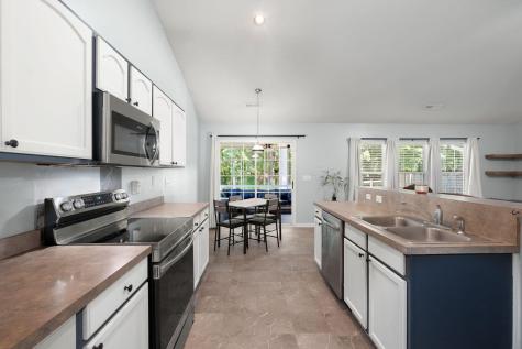 5114 Thornton Drive Summerville SC 29485