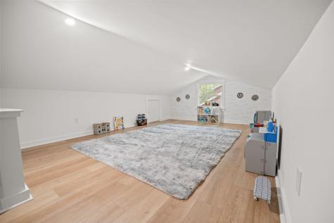 1527 S Pinebark Lane Charleston SC 29407