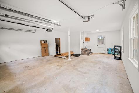 1527 S Pinebark Lane Charleston SC 29407